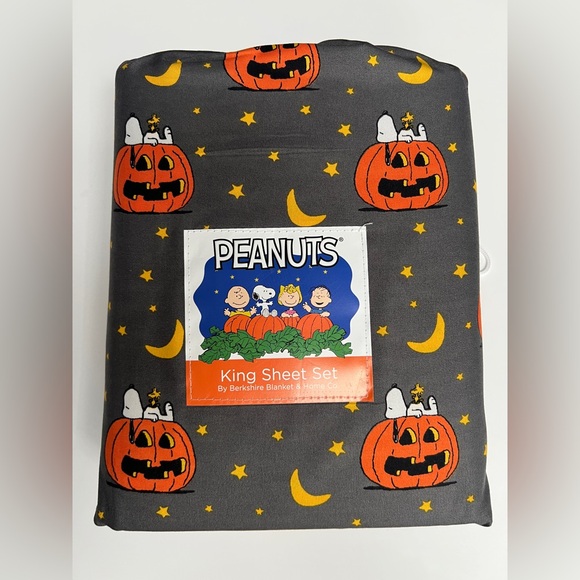 Peanuts Snoopy Pumpkin Stars Moons Halloween Sheet Set | King - Picture 1 of 4